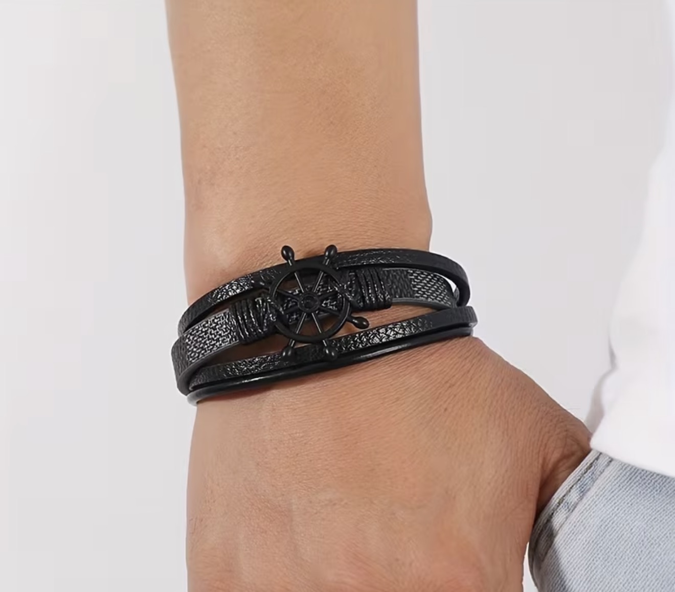 Retro Alloy magnetic Snap bracelet