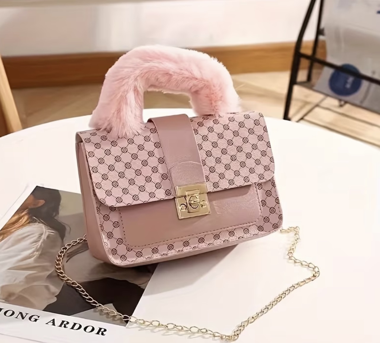 Vintage Women's Fur Shoulder Bag